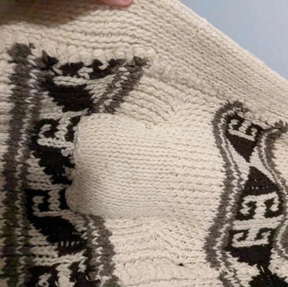 Handmade One of a Kind Chunky knitted Cardigan - Picture 7 of 7